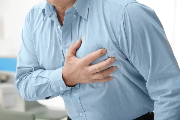 Calor e poluição aumentam risco de infarto, diz estudo. Especialista explica como se prevenir