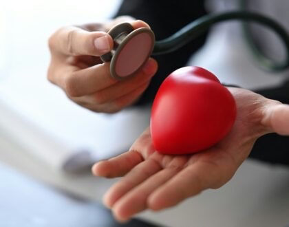 Mais que uma “bomba de sangue”: Cuidar da saúde do seu coração ajuda a cuidar da sua saúde integral