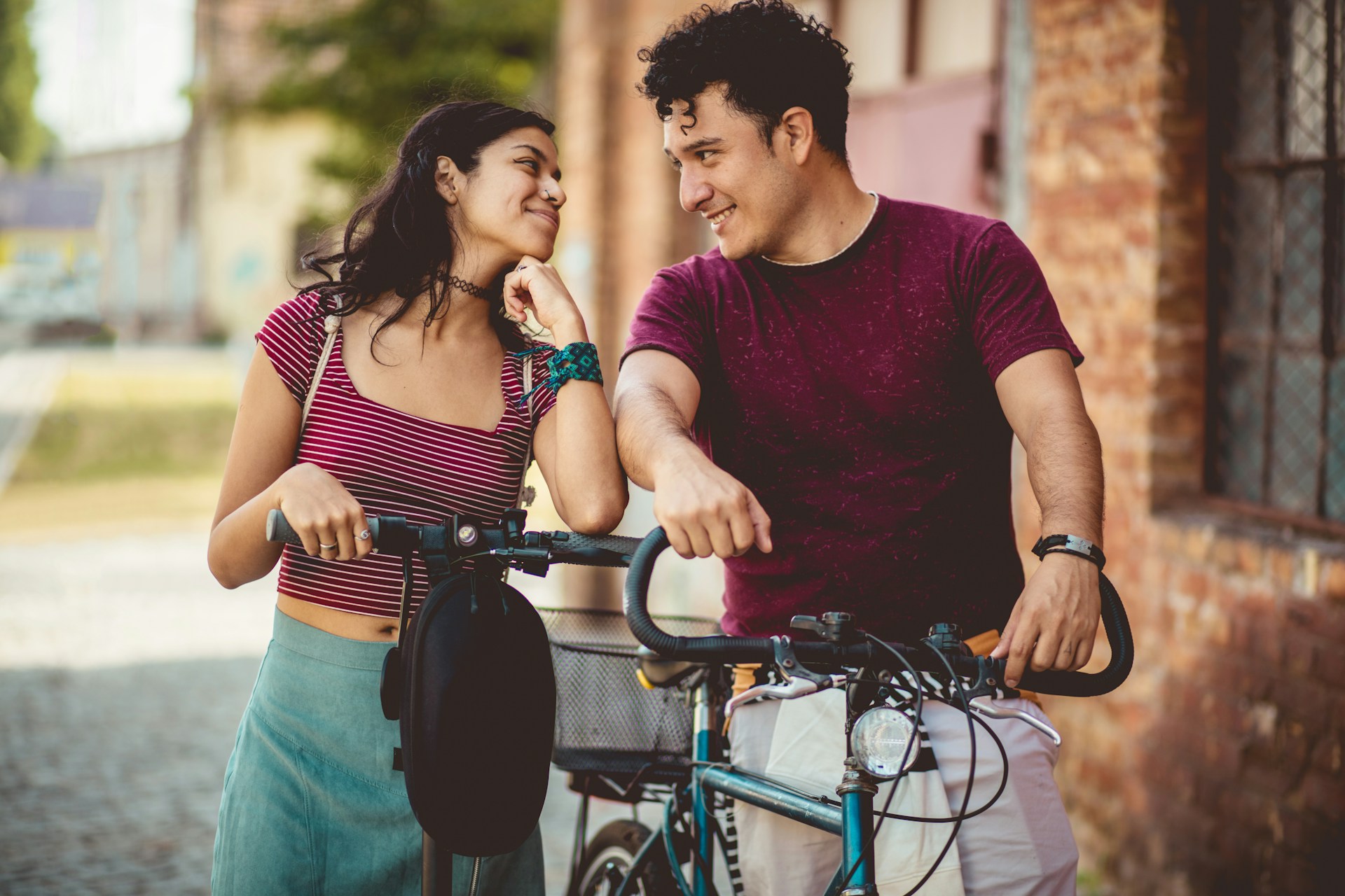 O coração tem alguma relação com o sentimento de amor? Entenda